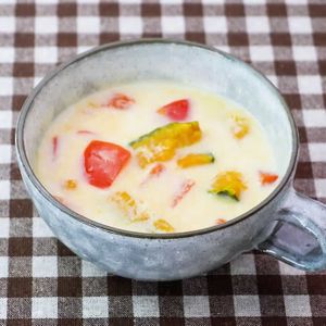 「とろとろかぼちゃの豆乳スープ」のレシピ動画