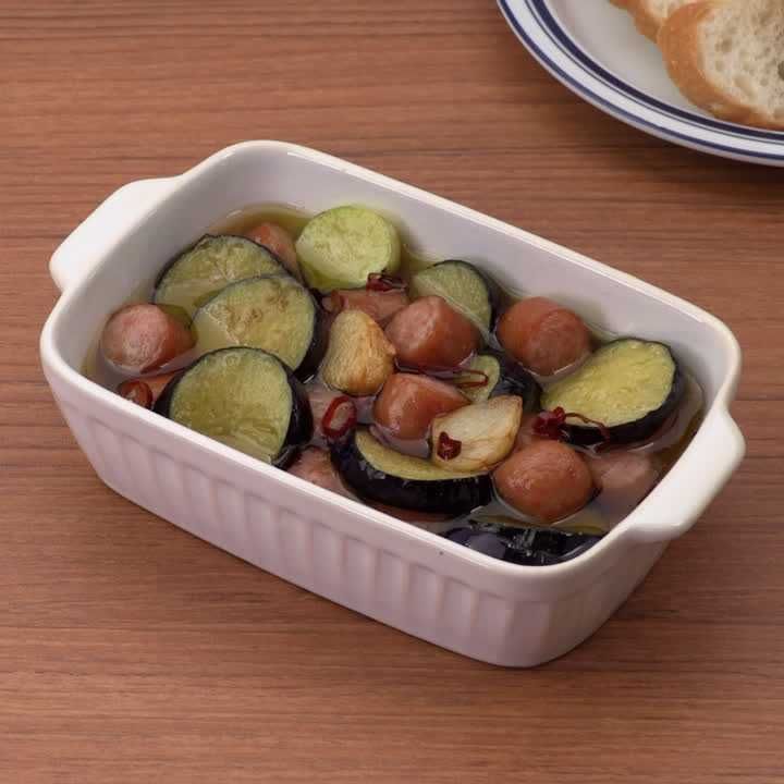 なすとソーセージのアヒージョ