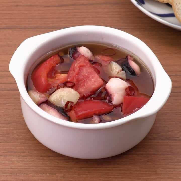 トマトとたこのアヒージョ