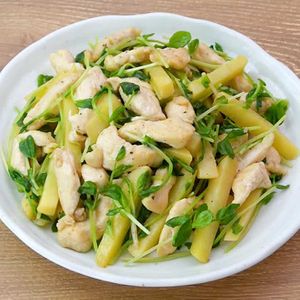 「鶏肉とじゃがいものポン酢炒め」のレシピ動画