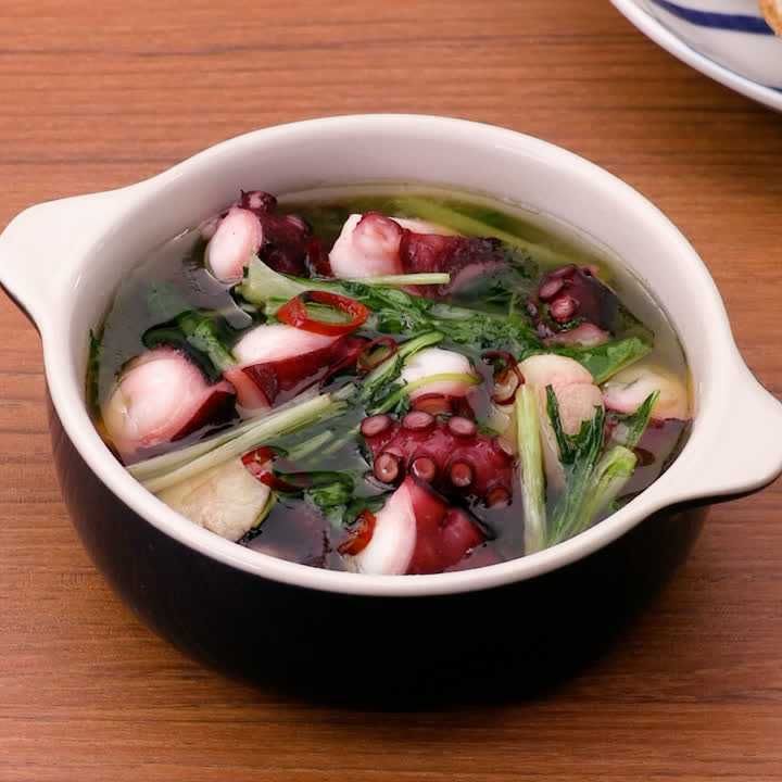 水菜とたこのアヒージョ