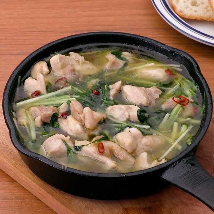 水菜と鶏肉のアヒージョ