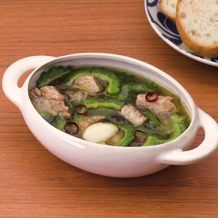 ゴーヤーと鯖缶のアヒージョ