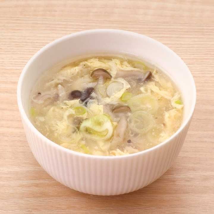 夜食にもぴったり♪ ねぎとしめじの中華卵スープのレシピ動画・作り方 | デリッシュキッチン
