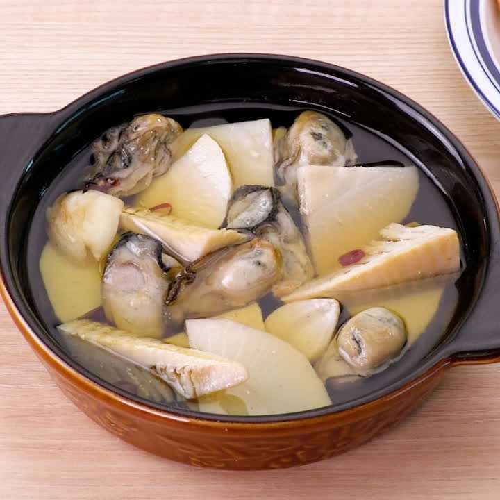 牡蠣とたけのこのアヒージョ