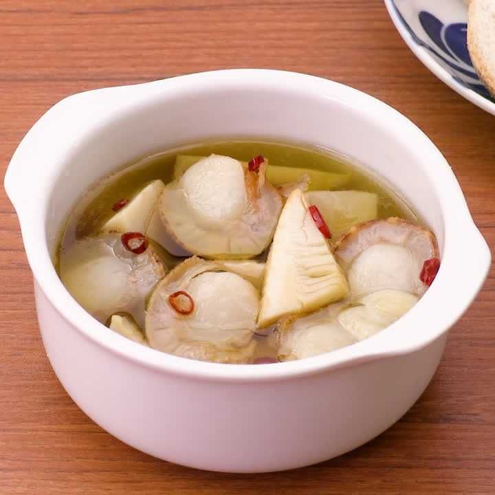 ホタテとたけのこのアヒージョ