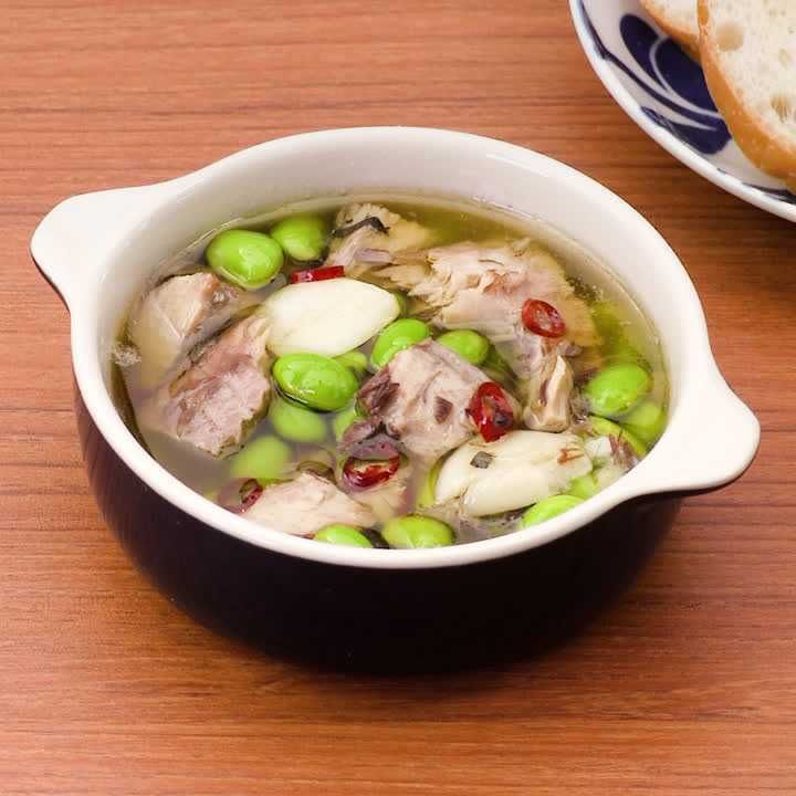 枝豆と鯖缶のアヒージョ