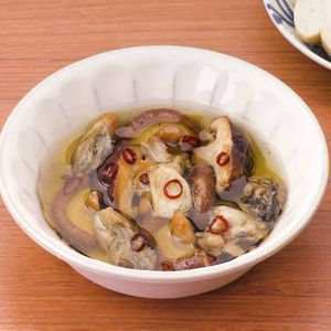 「牡蠣と椎茸のアヒージョ」のレシピ動画