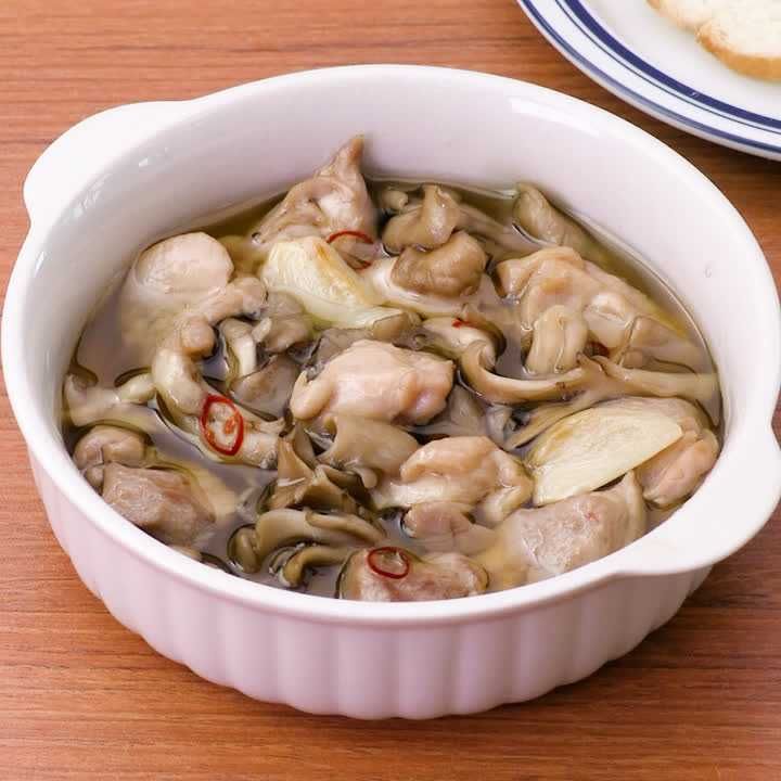 舞茸と鶏肉のアヒージョ