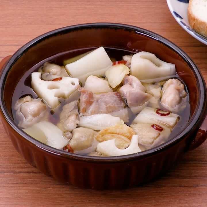 れんこんと鶏肉のアヒージョ