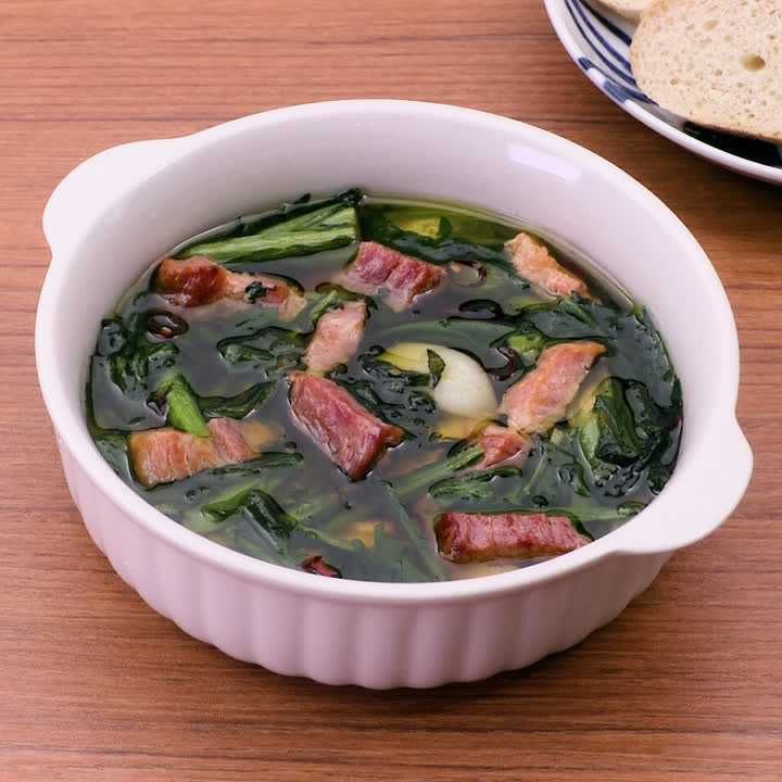 春菊とベーコンのアヒージョ