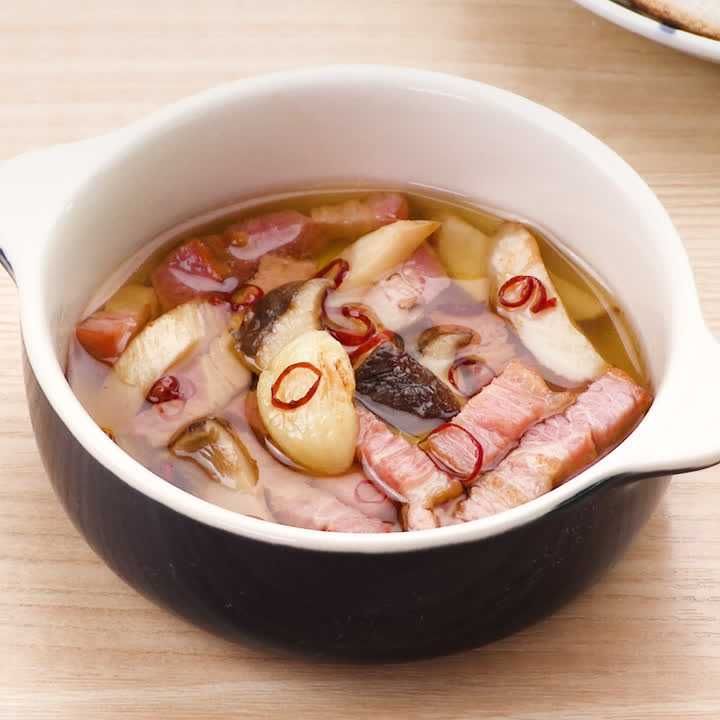 エリンギとベーコンのアヒージョ