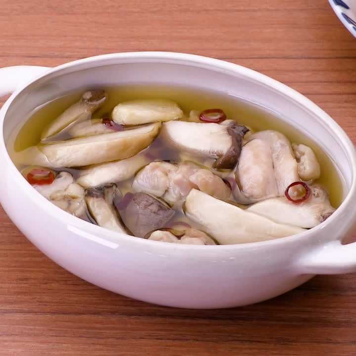 エリンギと鶏肉のアヒージョ