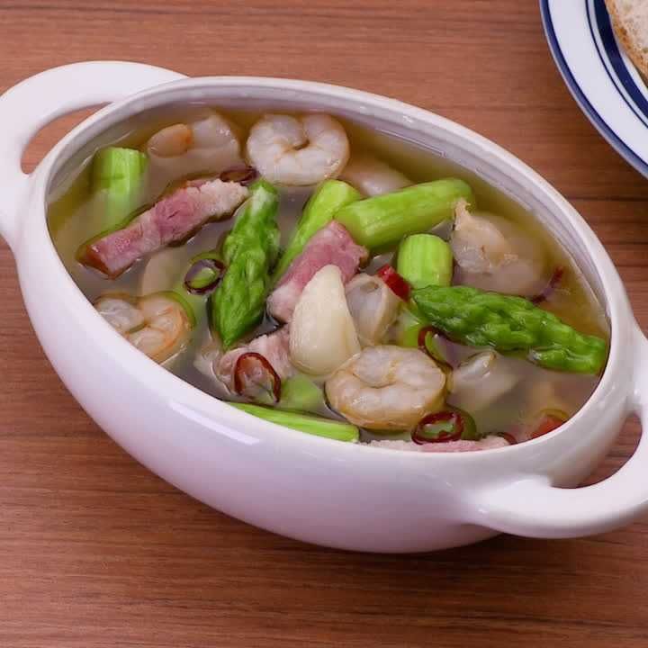 アスパラの具沢山アヒージョ