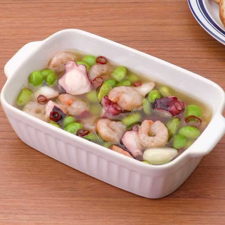 海鮮と枝豆のアヒージョ