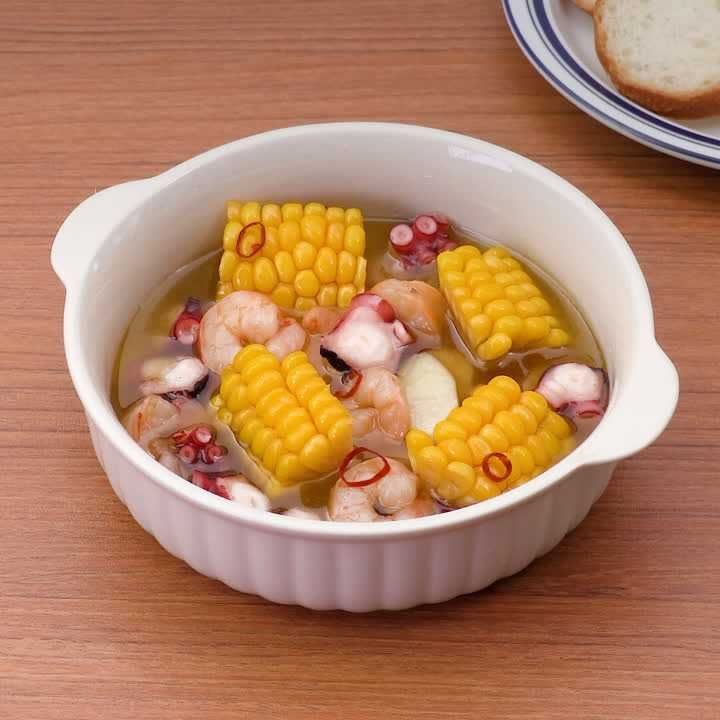 海鮮ととうもろこしのアヒージョ