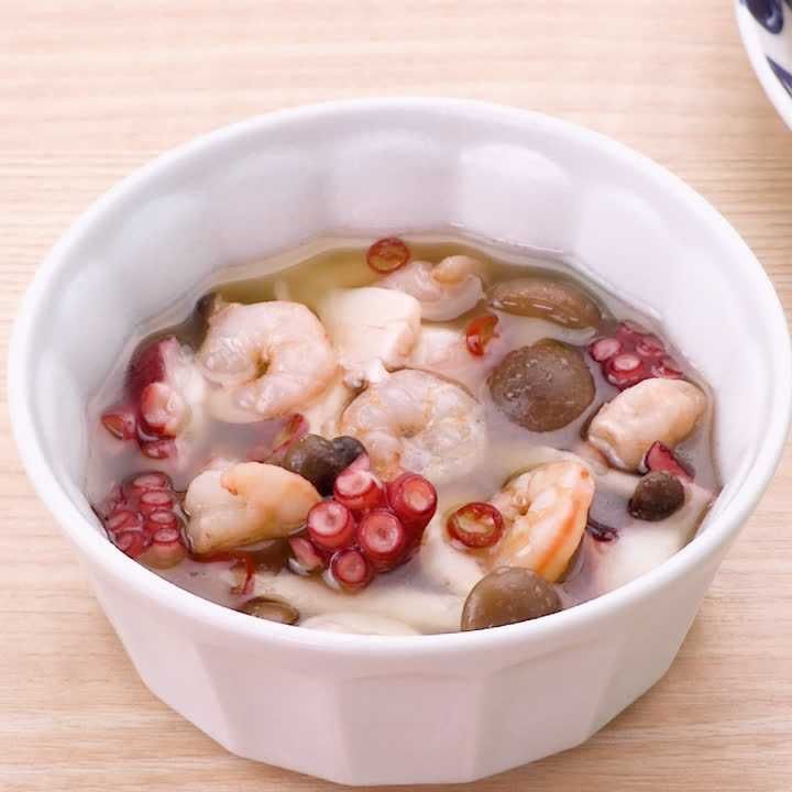 海鮮としめじのアヒージョ