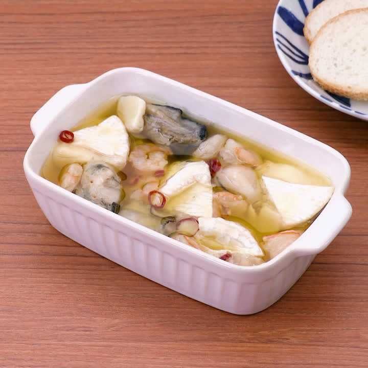 チーズとえびと牡蠣のアヒージョ