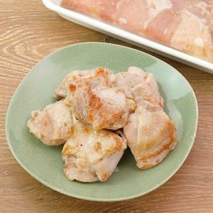 下味冷凍 鶏もも肉の柚子胡椒炒め