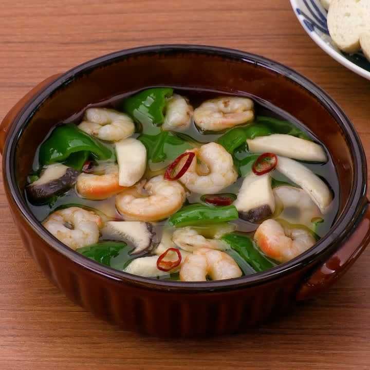 エリンギとえびとピーマンのアヒージョ