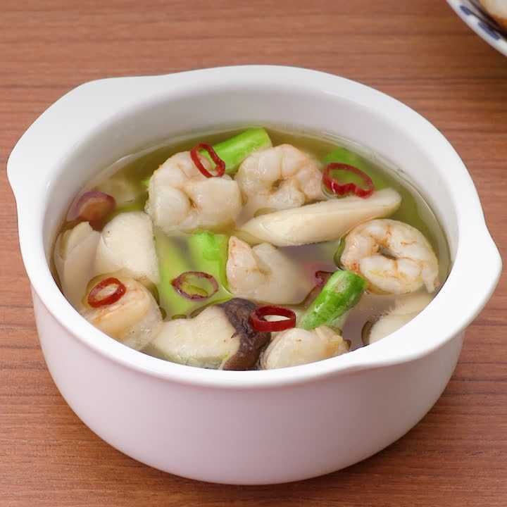 エリンギとえびとアスパラのアヒージョ