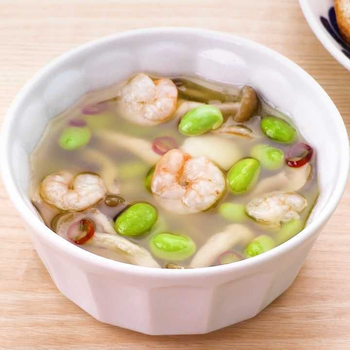 しめじとえびと枝豆のアヒージョ