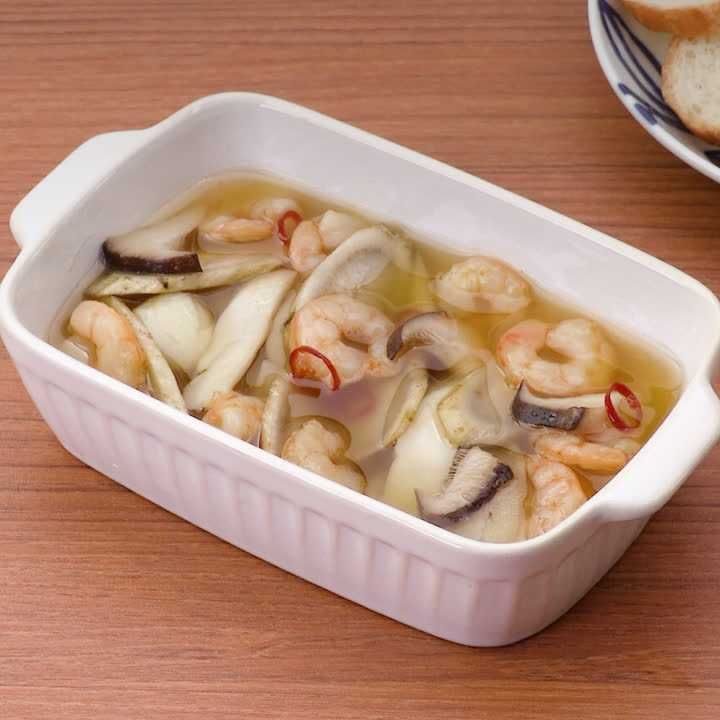 エリンギとえびとごぼうのアヒージョ