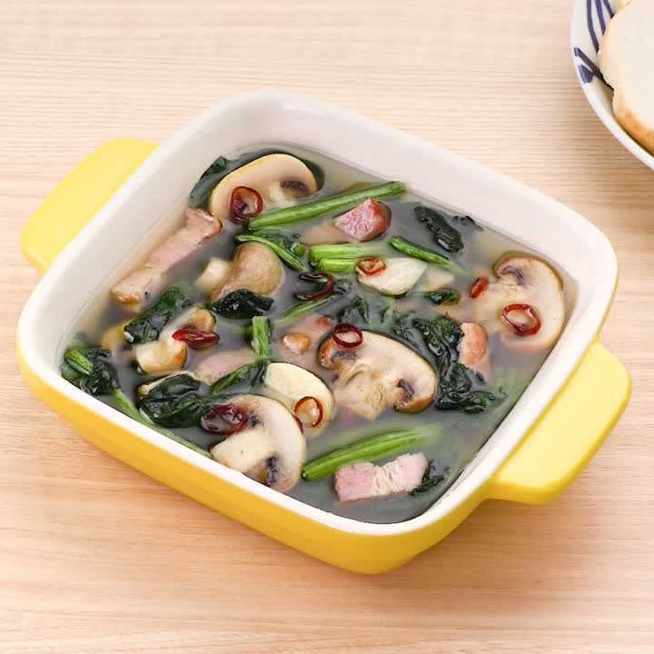 マッシュルームとほうれん草の簡単アヒージョ