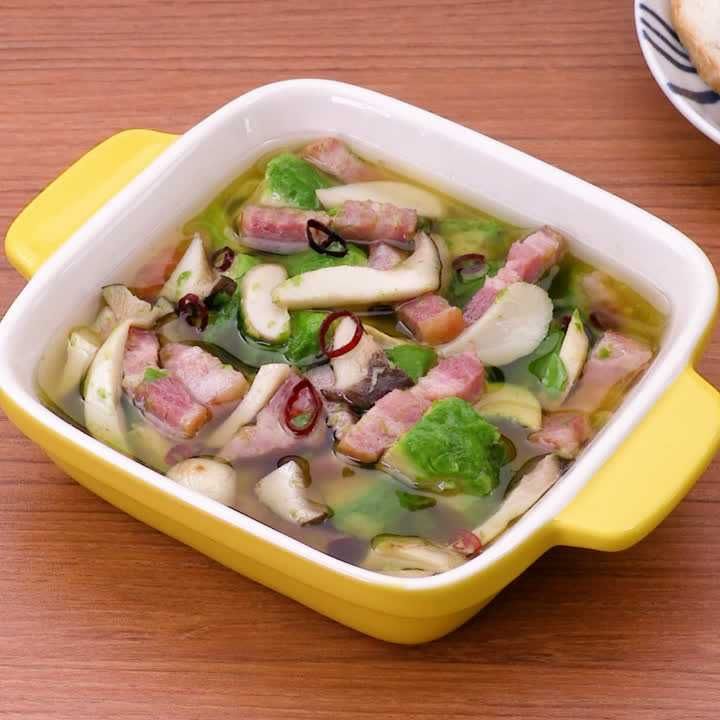 エリンギとアボカドのアヒージョ