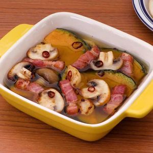 「マッシュルームとかぼちゃの簡単アヒージョ」のレシピ動画