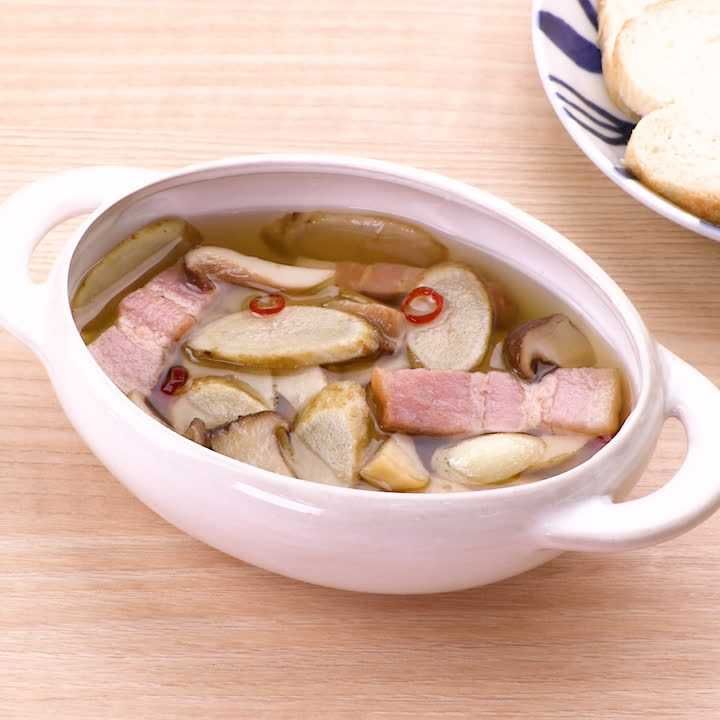 エリンギとごぼうのアヒージョ