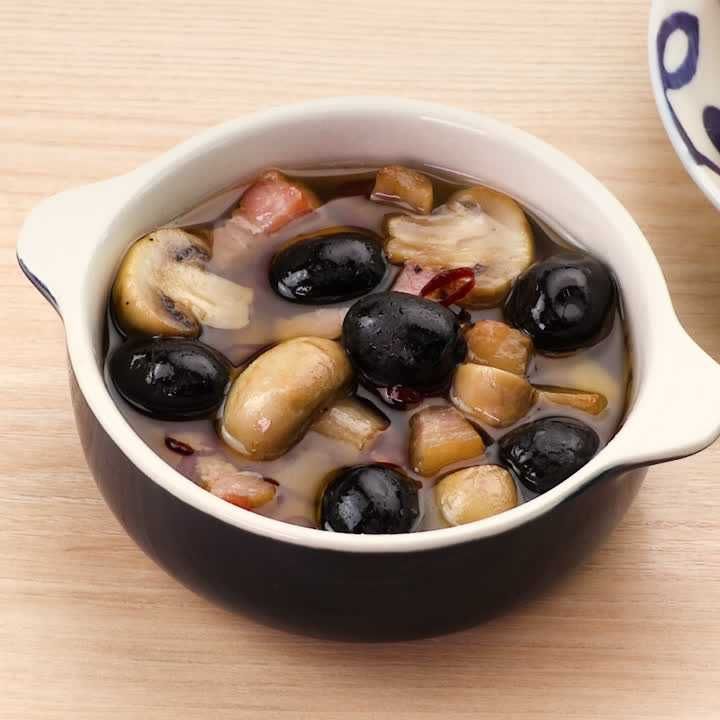 マッシュルームとオリーブの簡単アヒージョ