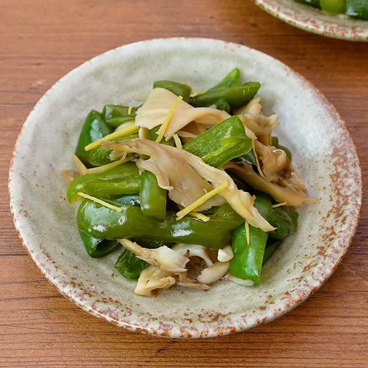 ピーマンとまいたけの煮物