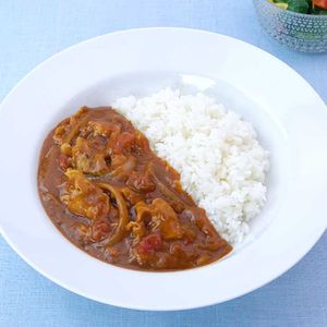 「豚もも肉のトマトカレー」のレシピ動画