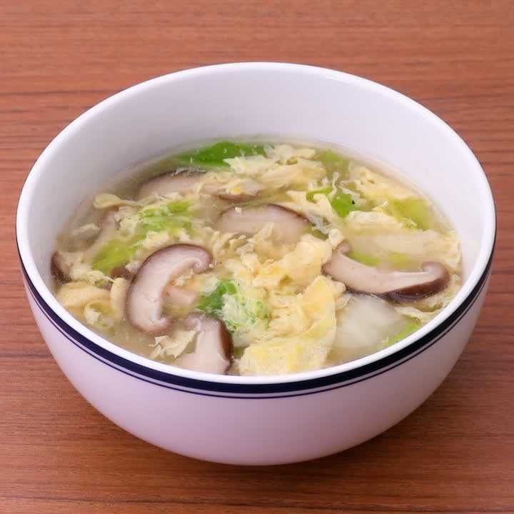 白菜としいたけの中華卵スープ