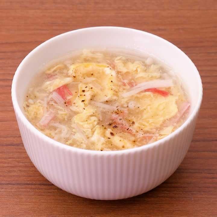 かにかまぼことえのきの中華卵スープ