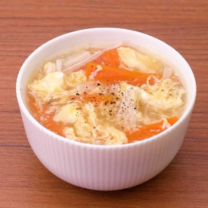 にんじんとえのきの中華卵スープ