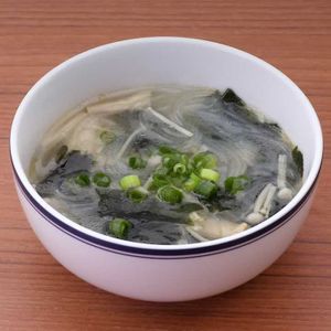 えのきとわかめの春雨スープ