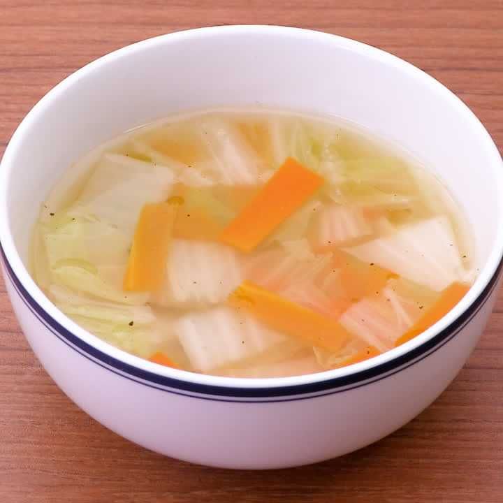 パパッと簡単！ 白菜とにんじんの生姜中華スープのレシピ動画