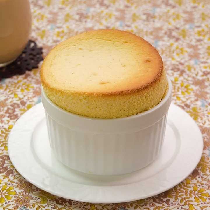 ふわふわ食感♪ バニラスフレのレシピ動画・作り方 | デリッシュキッチン