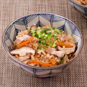 豚としいたけの中華炊き込みご飯