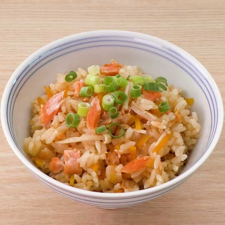 鮭とえのきの焼肉風炊き込みごはん