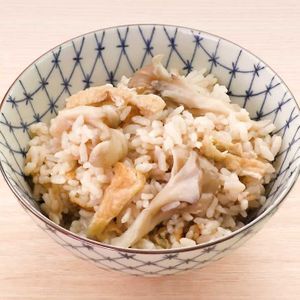 「まいたけのきつね炊き込みご飯」のレシピ動画