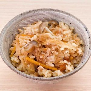 しめじと切り干し大根の炊き込みご飯
