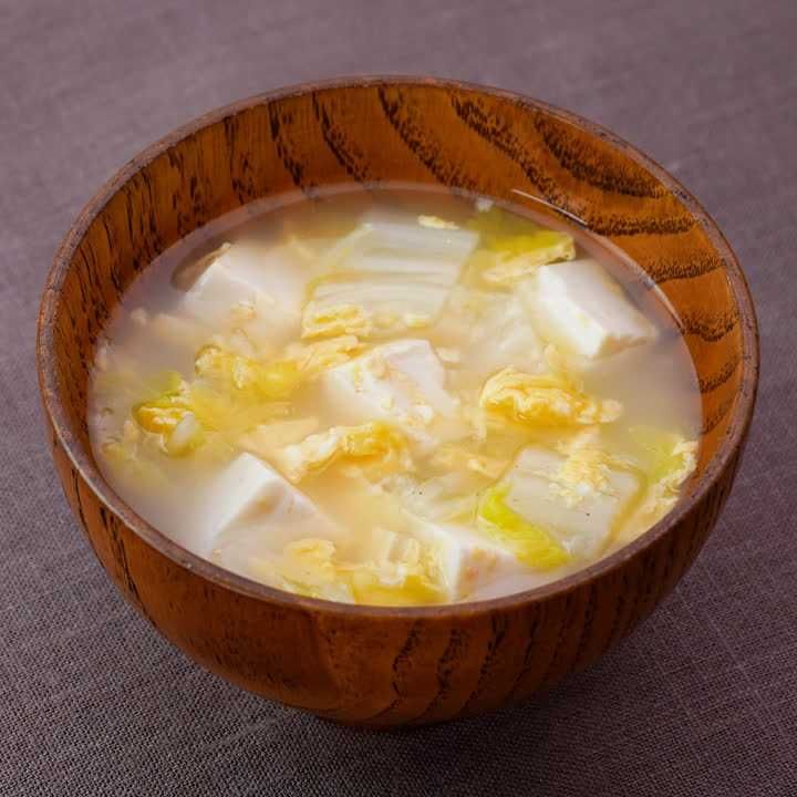 豆腐と白菜の卵スープ