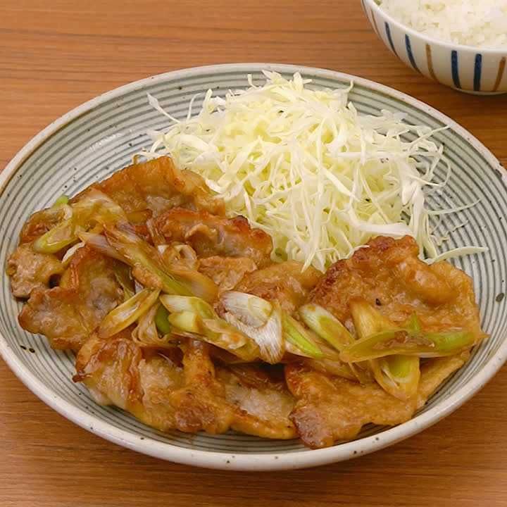 豚肉とねぎのめんつゆしょうが焼き