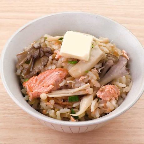 3合炊き炊飯器で 3種のきのこのポン酢バター炊き込みご飯のレシピ動画 作り方 Delish Kitchen