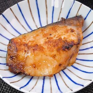 「ぶりの味噌漬け焼き」のレシピ動画