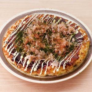 「山芋と餅の海鮮お好み焼き」のレシピ動画