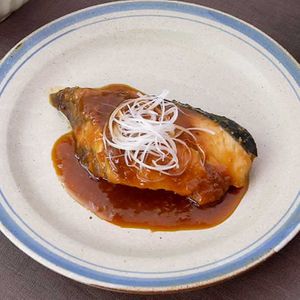 「ブリのみそ煮」のレシピ動画